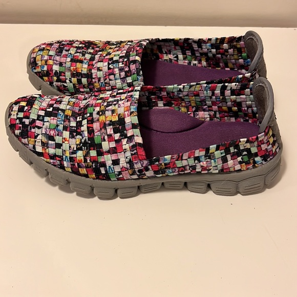 Slip on shoes flats, loafers size 9 - Picture 2 of 7